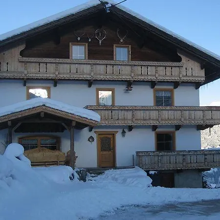 Unterberggrubenhof Zillertal-Familienurlaub Zwischen Fuegen&Hochfuegen * Fügen